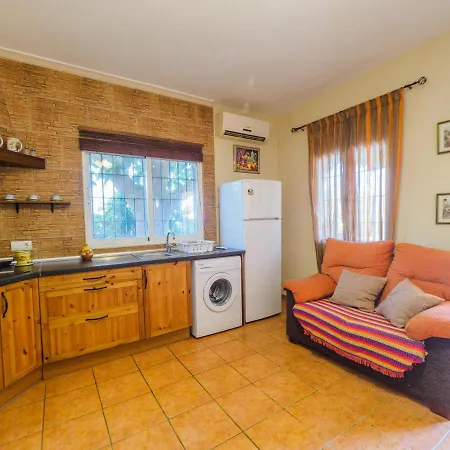 Cubo's River Retreat High Privacy