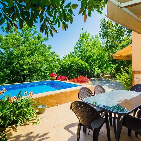 Vakantiehuis Cubo's River Retreat High Privacy